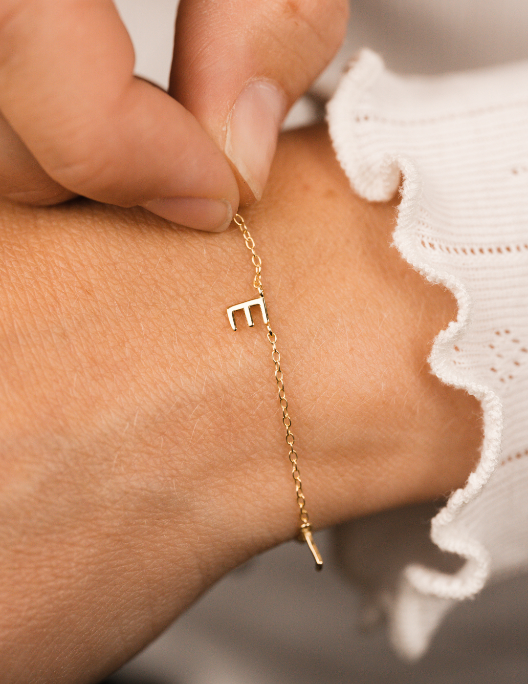 Letters by E.K. Orbit armbånd - Guld