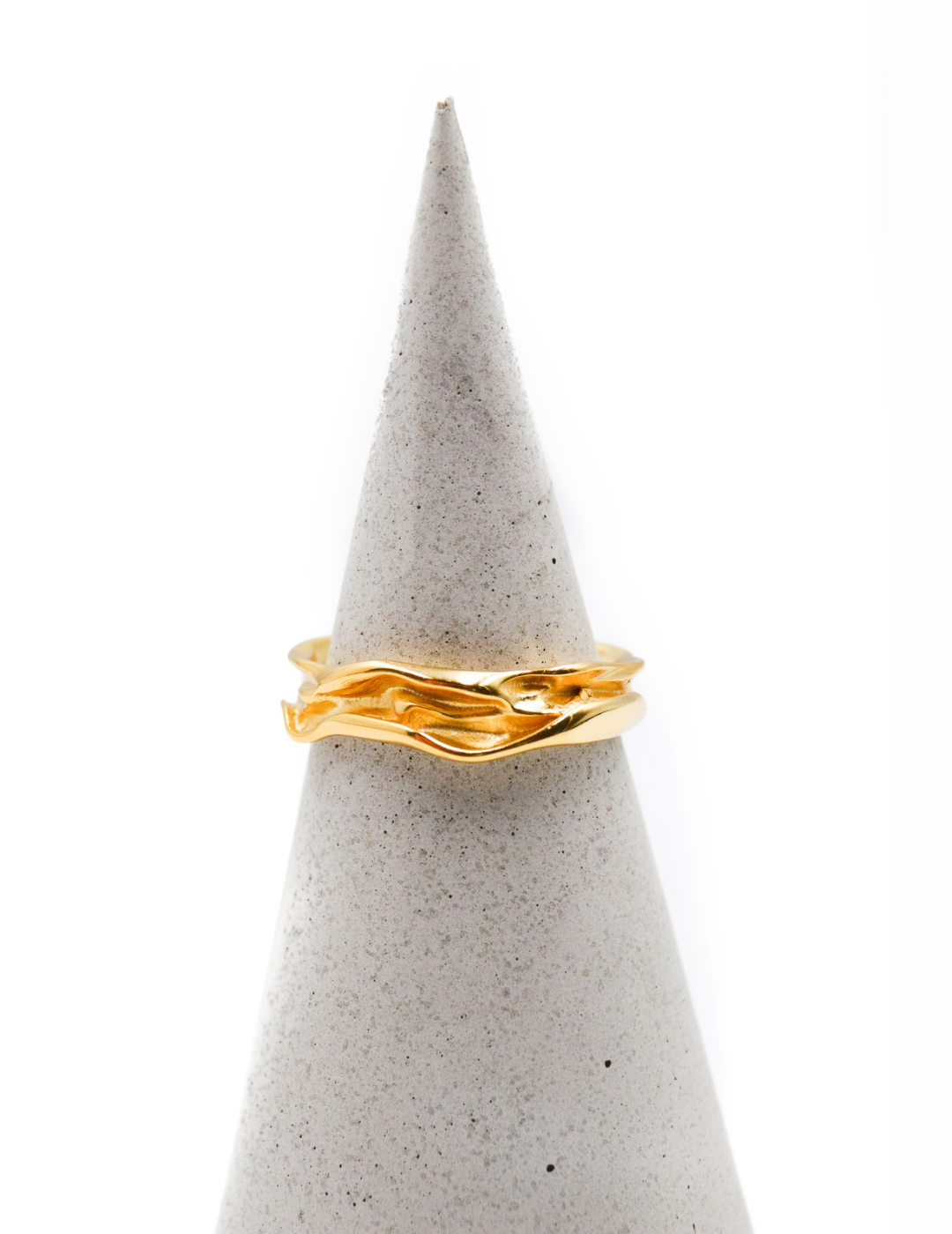 Curved ring guld 